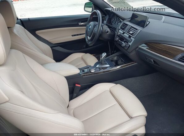 WBA2K9C37H7A26546 2017 BMW 2 SERIES Blue წინა სალონის ხედი