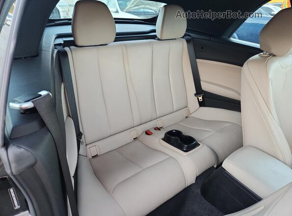 WBA2M9C34HV985647 2017 BMW 2 SERIES Черный Вид задних сидений