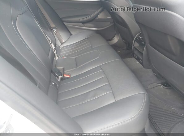 WBA33AG05PCM20178 2023 BMW 7 SERIES White 