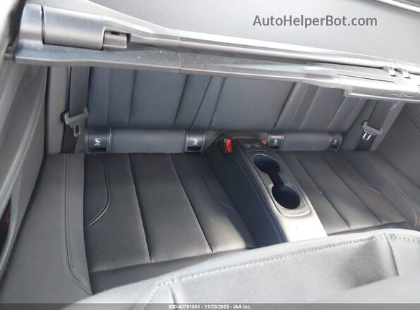 WBA33DB02SCT15972 2025 BMW 4 SERIES Gray Widok naklejki z numerem VIN