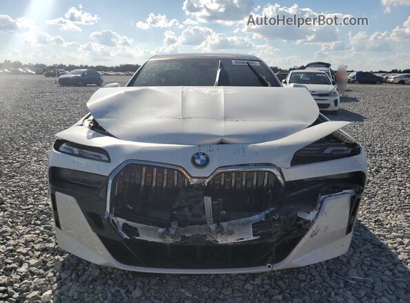 WBA33EH02RCS76226 2024 BMW 7 SERIES White Front view