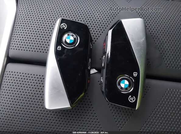 WBA33EJ07SCV41593 2025 BMW 7 SERIES Black 