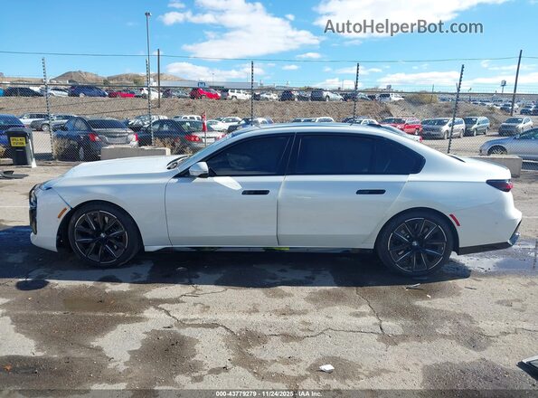 WBA33EJ08SCV55132 2025 BMW 7 SERIES White 