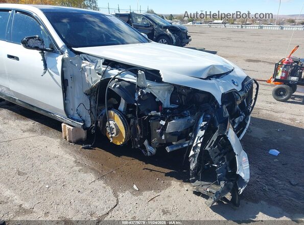 WBA33EJ08SCV55132 2025 BMW 7 SERIES White Вид спереду