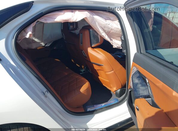 WBA33EJ08SCV55132 2025 BMW 7 SERIES White Вид наклейки з VIN-кодом