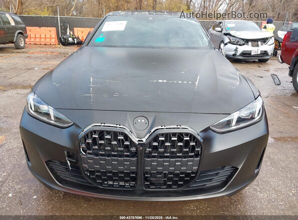 WBA33FB0XSFT78201 2025 BMW 4 SERIES Black Սալոնի 360 աստիճան տեսք