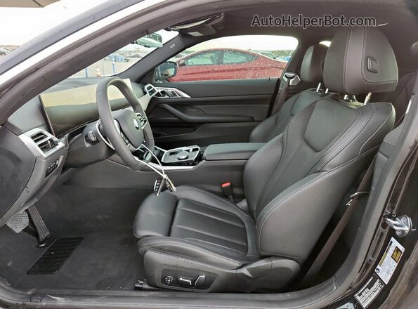 WBA43DA06SCT29279 2025 BMW 4 SERIES Black Սալոնի դիմացի տեսք
