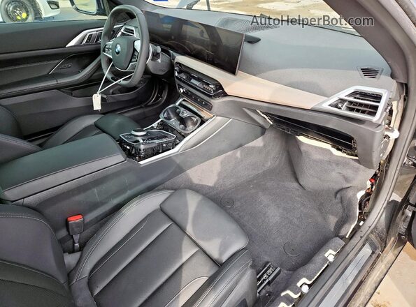 WBA43DA06SCT29279 2025 BMW 4 SERIES Black Առջևի վահանակի տեսք