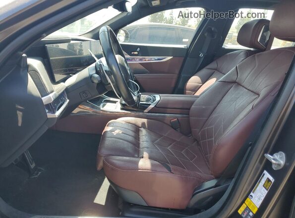 WBA43EH01RCP47173 2024 BMW 7 SERIES Black Vista interior delantera