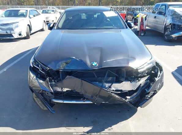 WBA43FJ04SCT58288 2025 BMW 5 SERIES Gray წინა ხედი