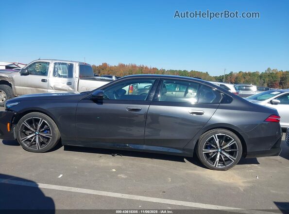 WBA43FJ04SCT58288 2025 BMW 5 SERIES Gray 