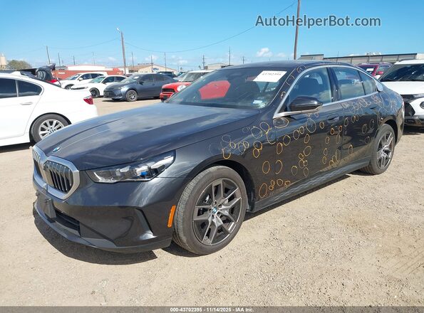WBA43FJ04TCV68052 2026 BMW 5 SERIES Black Front left