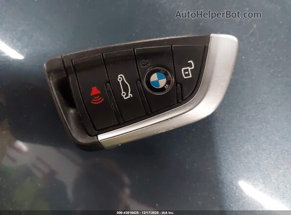 WBA53AP02NCK01667 2022 BMW 4 SERIES Blue Առջևի վահանակի տեսք