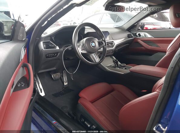 WBA53AP06NCJ60010 2022 BMW 4 SERIES Blue Widok wnętrza z przodu