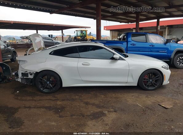 WBA53AP09NCJ58476 2022 BMW 4 SERIES White Սալոնի 360 աստիճան տեսք