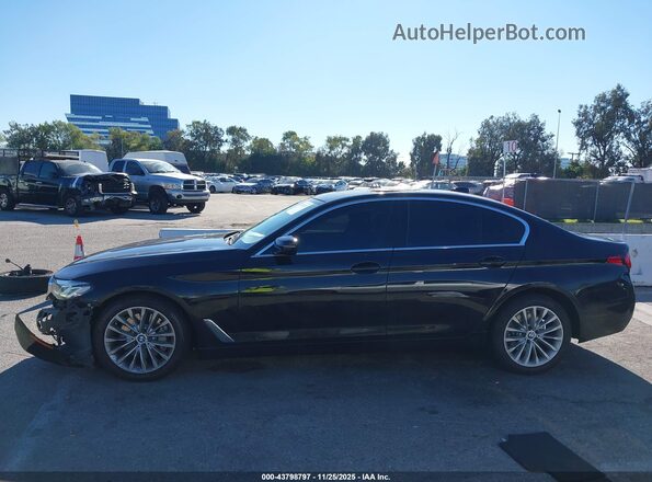 WBA53BH04MWW96889 2021 BMW 5 SERIES Black 360 interior view