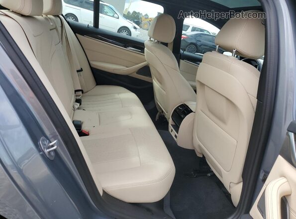 WBA53BH09PWX96510 2023 BMW 5 SERIES Gray Widok tylnych siedzeń