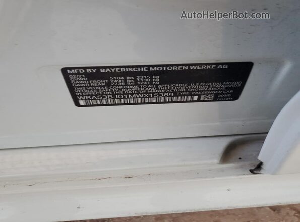 WBA53BJ01MWX15389 2021 BMW 5 SERIES White Vista del compartimento del motor