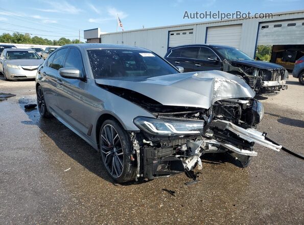 WBA53BJ05PWY15144 2023 BMW 5 SERIES Серебряный Передняя правая четверть
