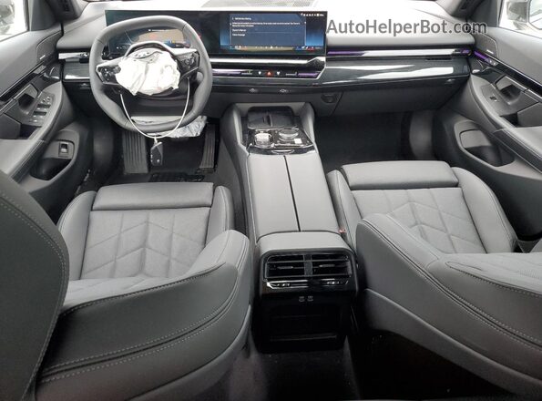 WBA53FJ09RCP92771 2024 BMW 5 SERIES Black წინა პანელის ხედი