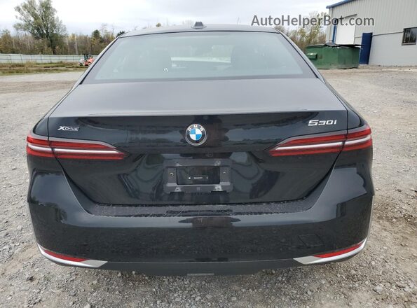 WBA53FJ09RCP92771 2024 BMW 5 SERIES Black უკანა ხედი