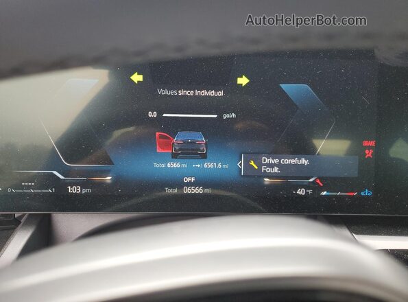 WBA53FJ09RCP92771 2024 BMW 5 SERIES Black ხელსაწყოთა პანელის ხედი
