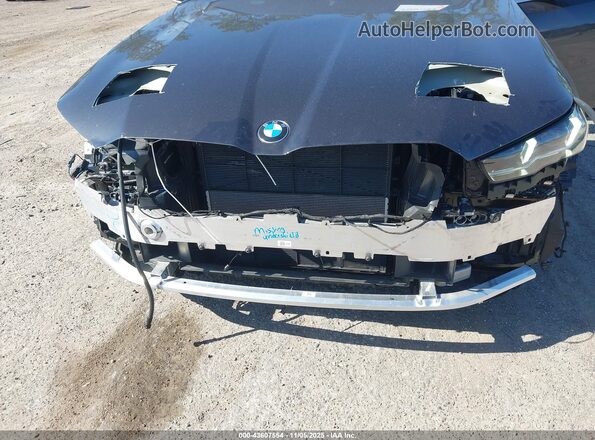 WBA53FJ0XSCT87802 2025 BMW 5 SERIES Black Widok z przodu