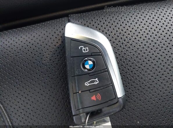 WBA5R7C09NFL66279 2022 BMW 3 SERIES Black Dashboard view