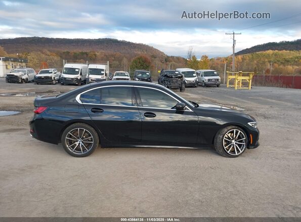 WBA5R7C09NFL66279 2022 BMW 3 SERIES Black Rear interior view