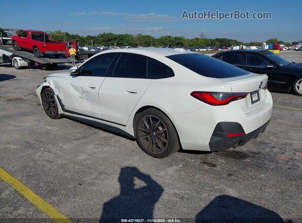WBA63AV07NFM36846 2022 BMW 4 SERIES White Rear left