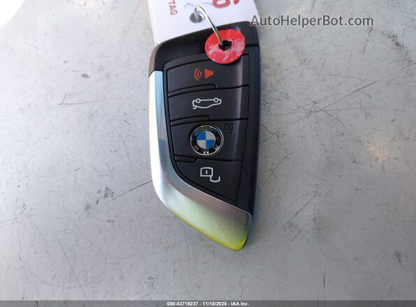 WBA63AV07NFM36846 2022 BMW 4 SERIES White Dashboard view