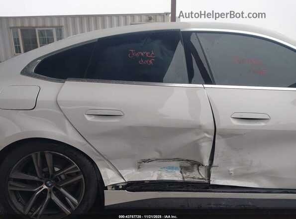 WBA63AV08RFS24690 2024 BMW 4 SERIES Белый Вид спереди