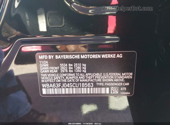 WBA63FJ04SCU18563 2025 BMW 5 SERIES Black Engine compartment view