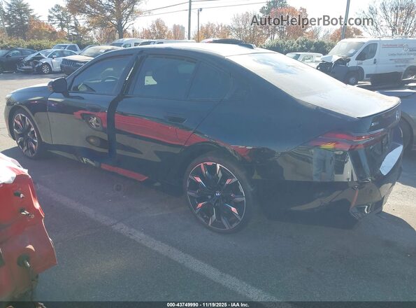 WBA63FJ04SCU18563 2025 BMW 5 SERIES Black Rear left