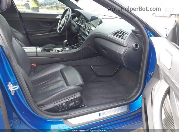 WBA6D4C52JD985972 2018 BMW 6 SERIES Blue Front interior view