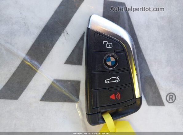 WBA73AP01MCF41385 2021 BMW 4 SERIES Black Dashboard view
