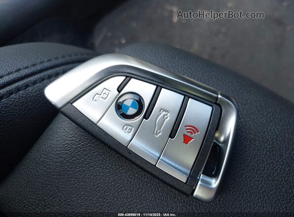 WBA73AP04MCG99509 2021 BMW 4 SERIES White Widok deski rozdzielczej