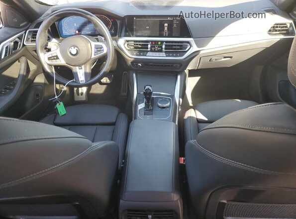WBA73AV03PFN92695 2023 BMW 4 SERIES Синий Вид панели приборов