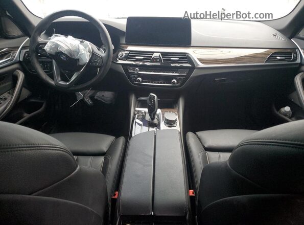 WBA73BJ04MCF18455 2021 BMW 5 SERIES Black Widok deski rozdzielczej