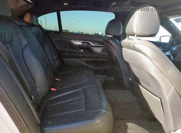WBA7E2C5XGGD99925 2016 BMW 7 SERIES White Rear seats view