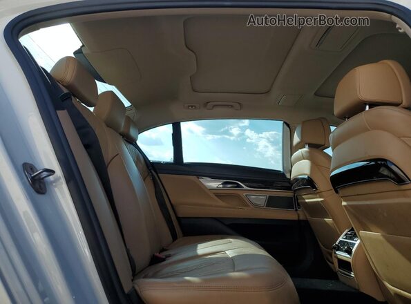 WBA7E2C5XKB217594 2019 BMW 7 SERIES White უკანა სავარძლების ხედი