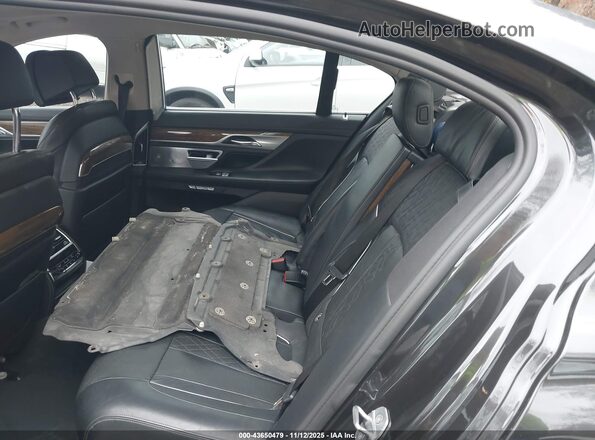 WBA7F2C52HG421220 2017 BMW 7 SERIES Серый Вид наклейки с VIN-кодом