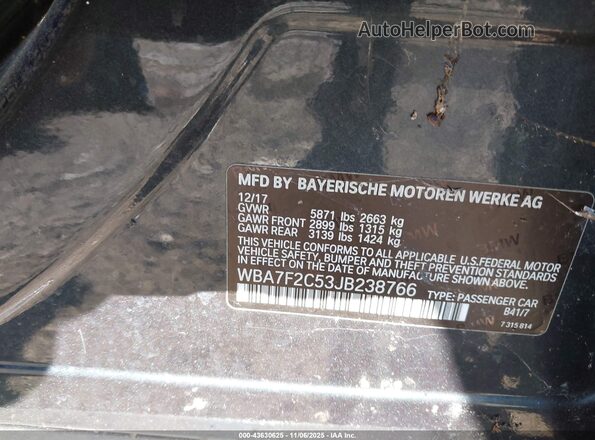 WBA7F2C53JB238766 2018 BMW 7 SERIES Black Vista del compartimento del motor