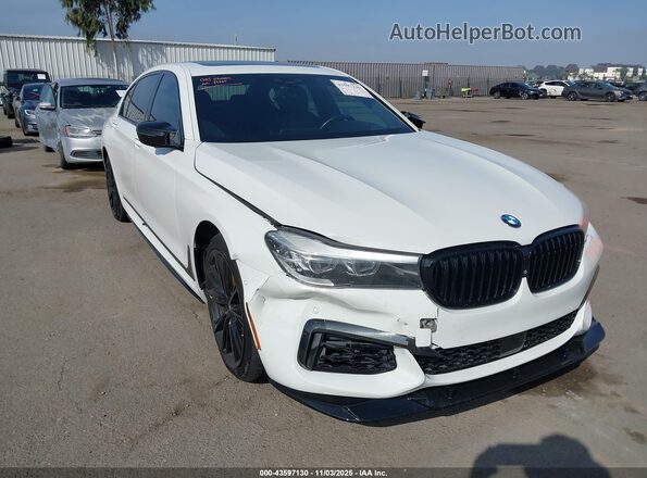 WBA7J2C33HG497798 2017 BMW 7 SERIES Белый Вид спереди