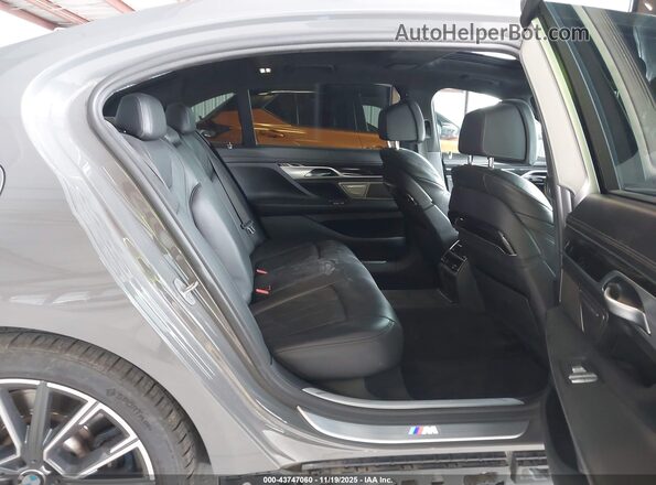 WBA7T2C00LGF96641 2020 BMW 7 SERIES Gray VIN კოდის სტიკერის ხედი