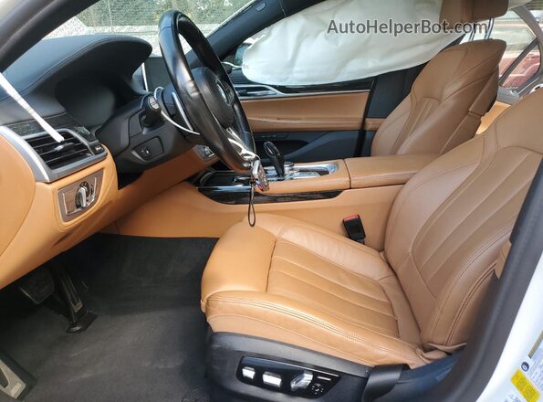 WBA7T2C01NCJ63840 2022 BMW 7 SERIES White Vista interior delantera