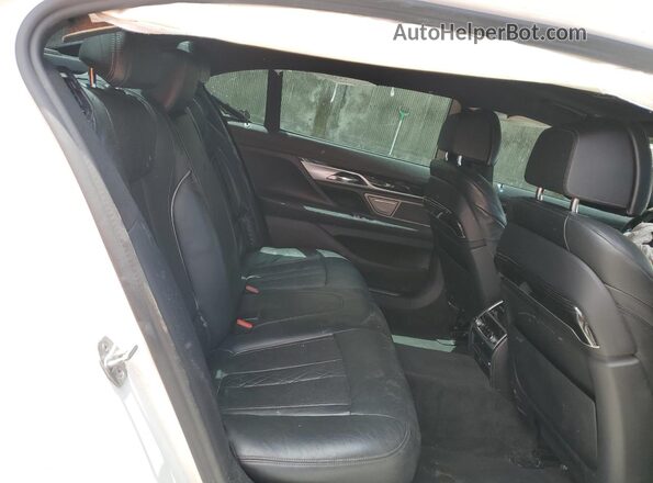 WBA7T4C02LGF97382 2020 BMW 7 SERIES White Հետևի նստատեղերի տեսք