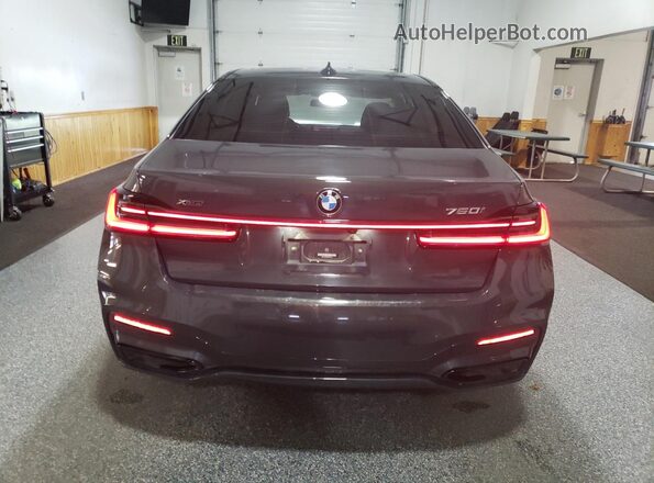 WBA7U2C00NCK70133 2022 BMW 7 SERIES Gray Widok z tyłu