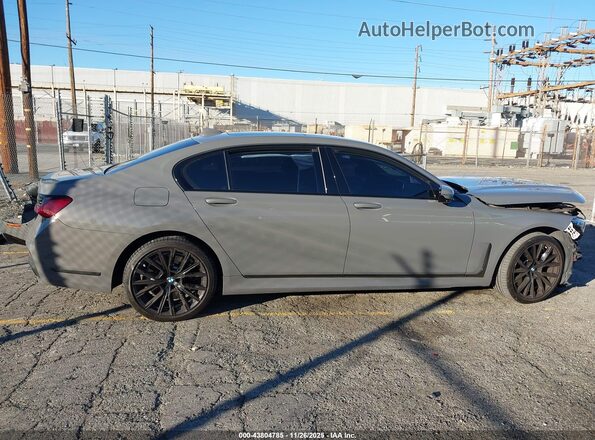 WBA7U2C05NCH54835 2022 BMW 7 SERIES Gray უკანა სალონის ხედი