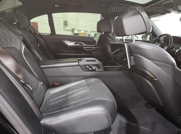 WBA7U2C09LCD72434 2020 BMW 7 SERIES Black Rear seats view